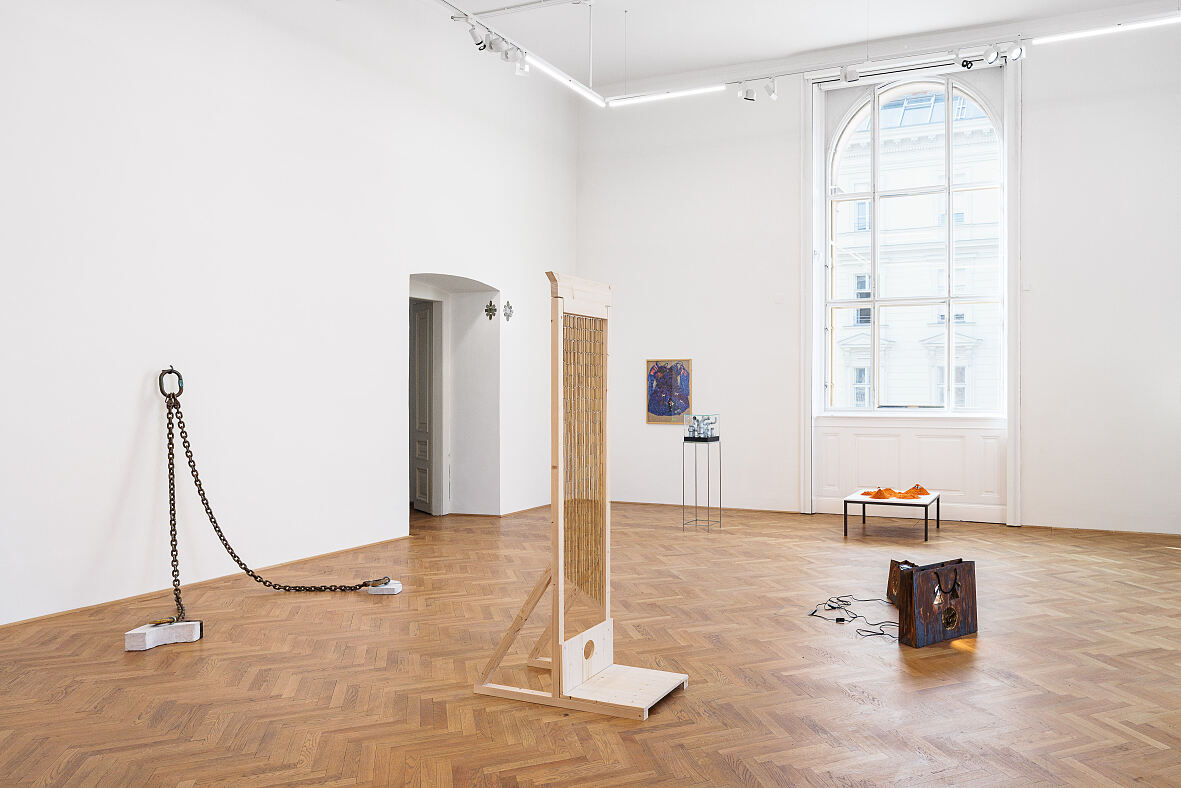 In the Fold of the Sack 