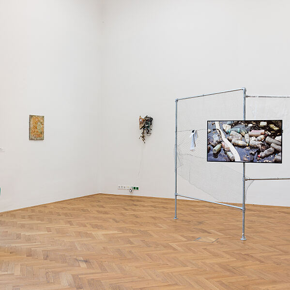 In the Fold of the Sack