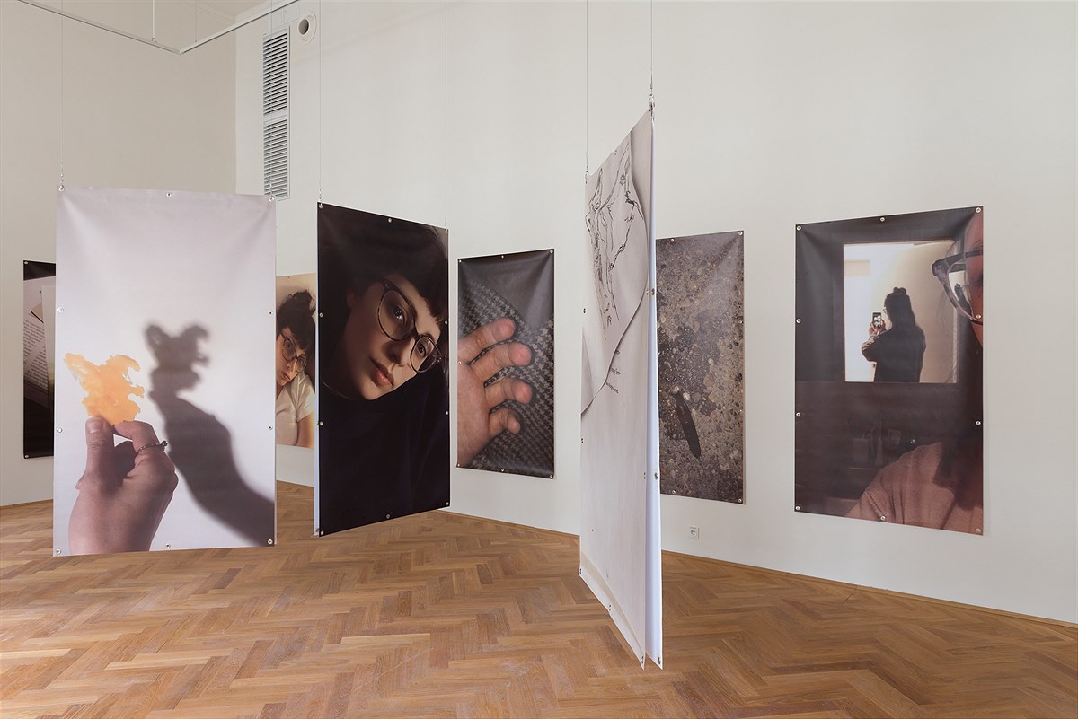 Lisa Schwarz, Abschlussarbeit 2022 in der Exhibit Galerie, Schillerplatz 3