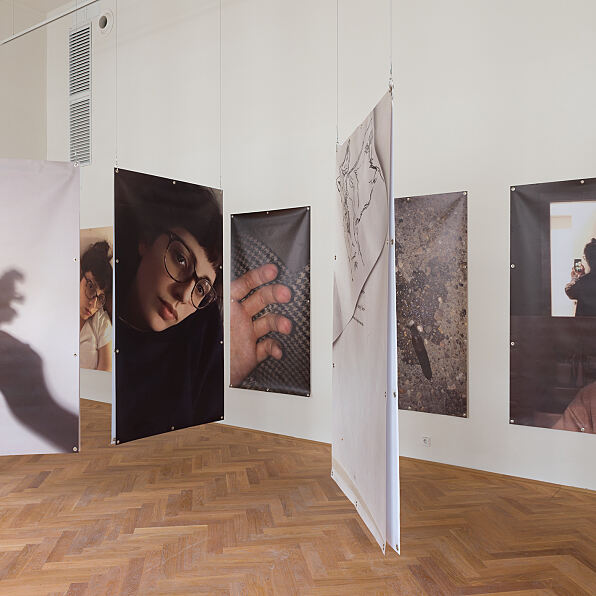 Lisa Schwarz, Abschlussarbeit 2022 in der Exhibit Galerie, Schillerplatz 3