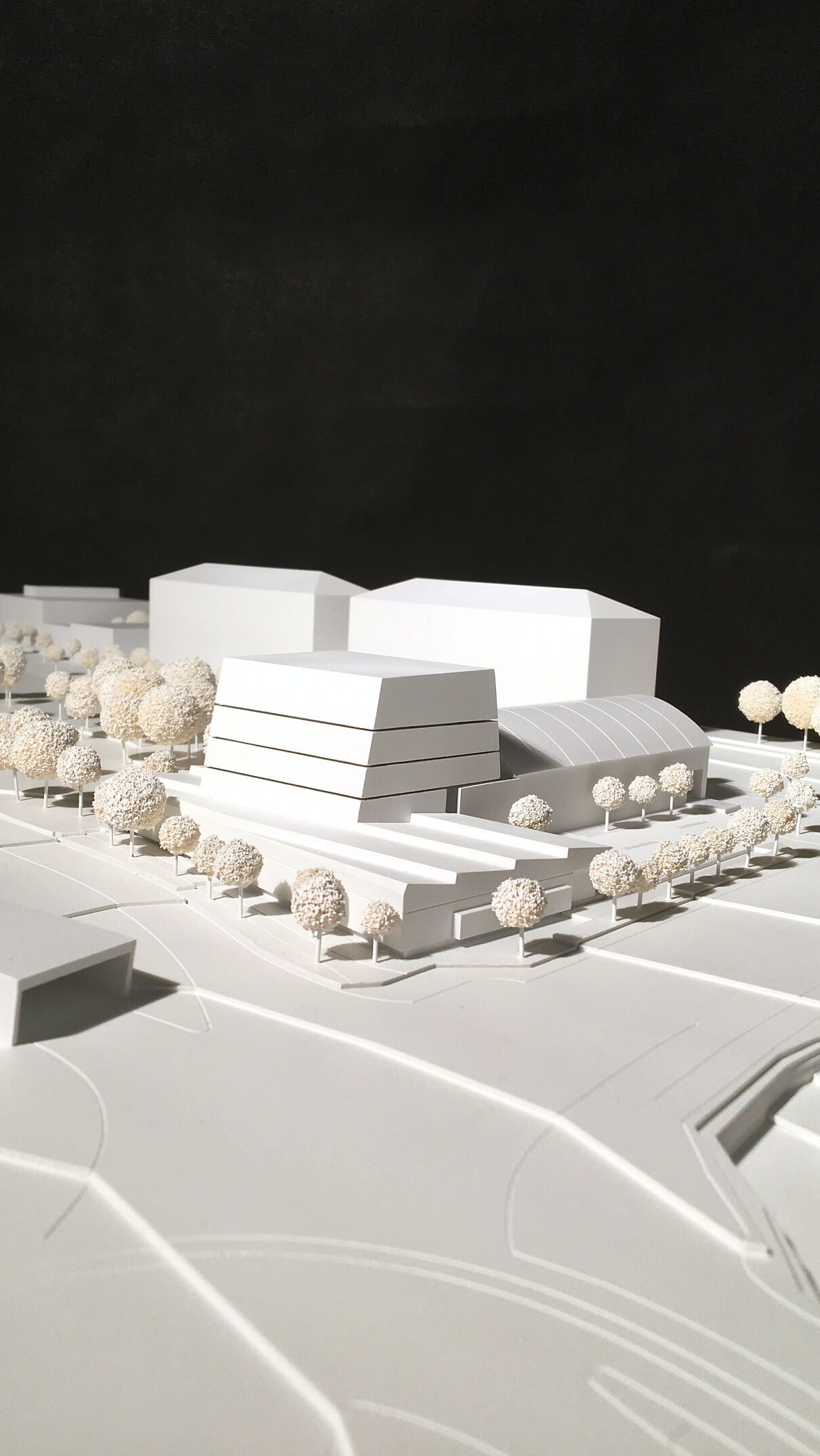 Architekturmodell in der Ballonhalle - Siegerprojekt des Architekturwettbewerbs zum neuen Standort der Akademie der bildenden Künste Wien