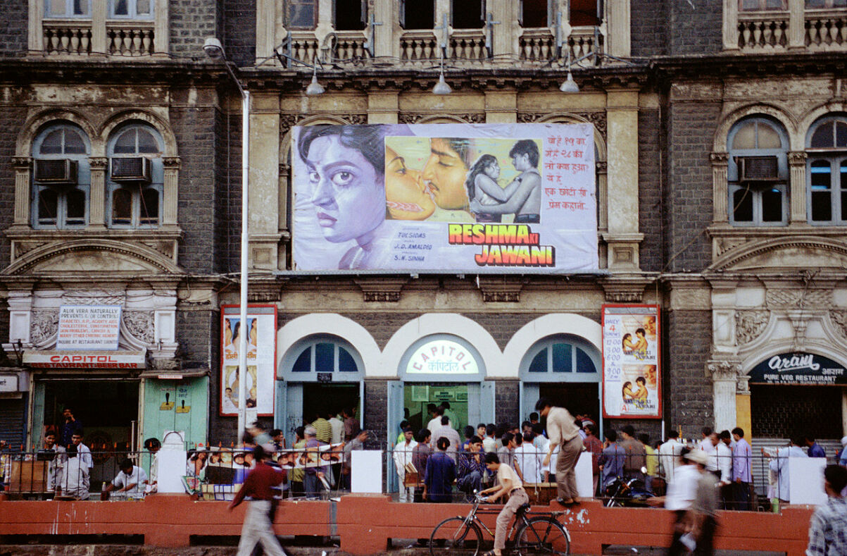 Mathew Gandy, Mumbai 2002