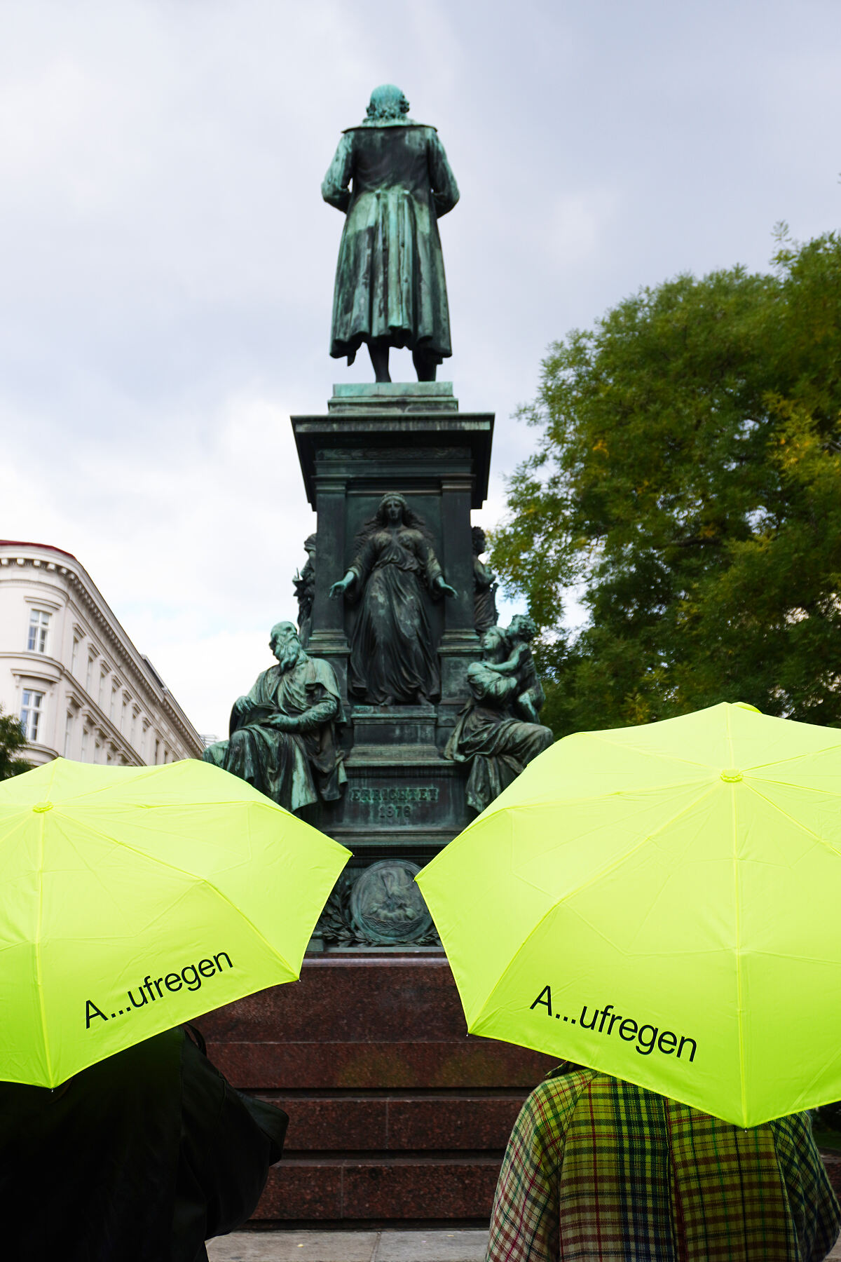 Platz nehmen #4: Holding the Line: European Universities under Pressure